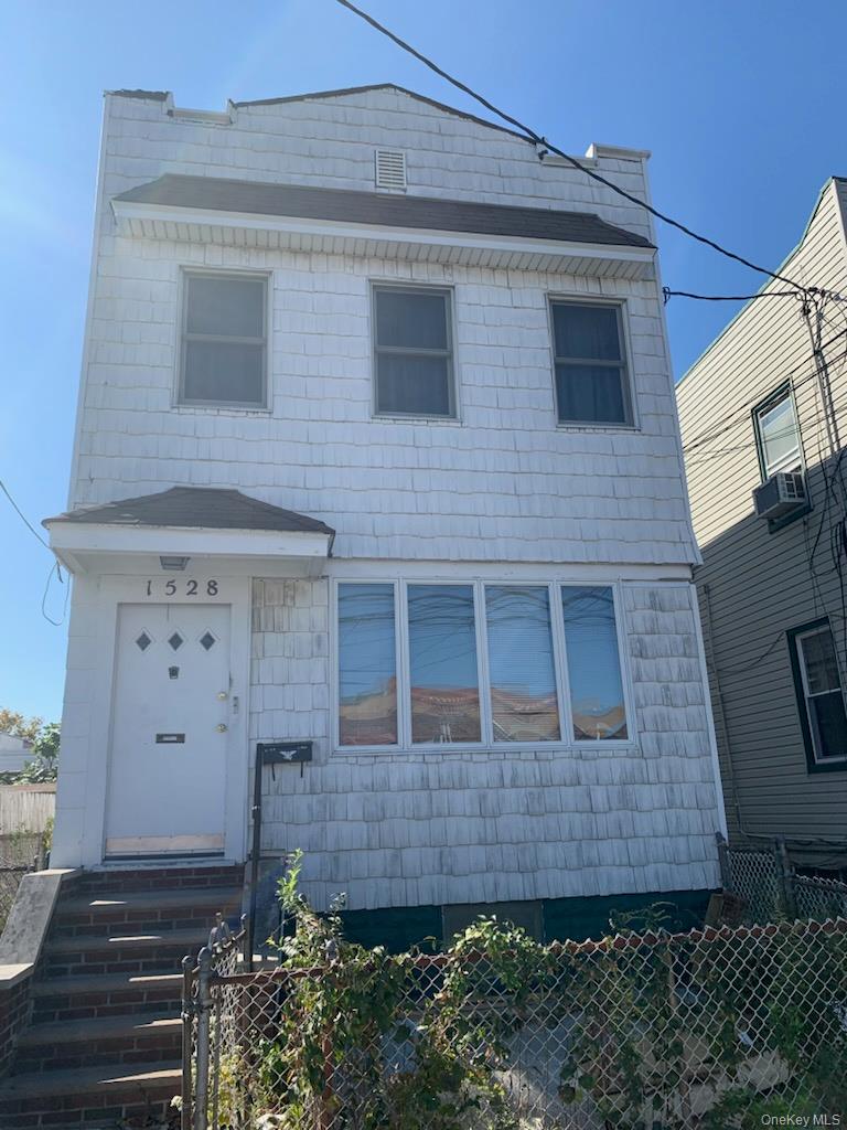 1528 Remsen Ave, Brooklyn, NY 11236, USA property photo