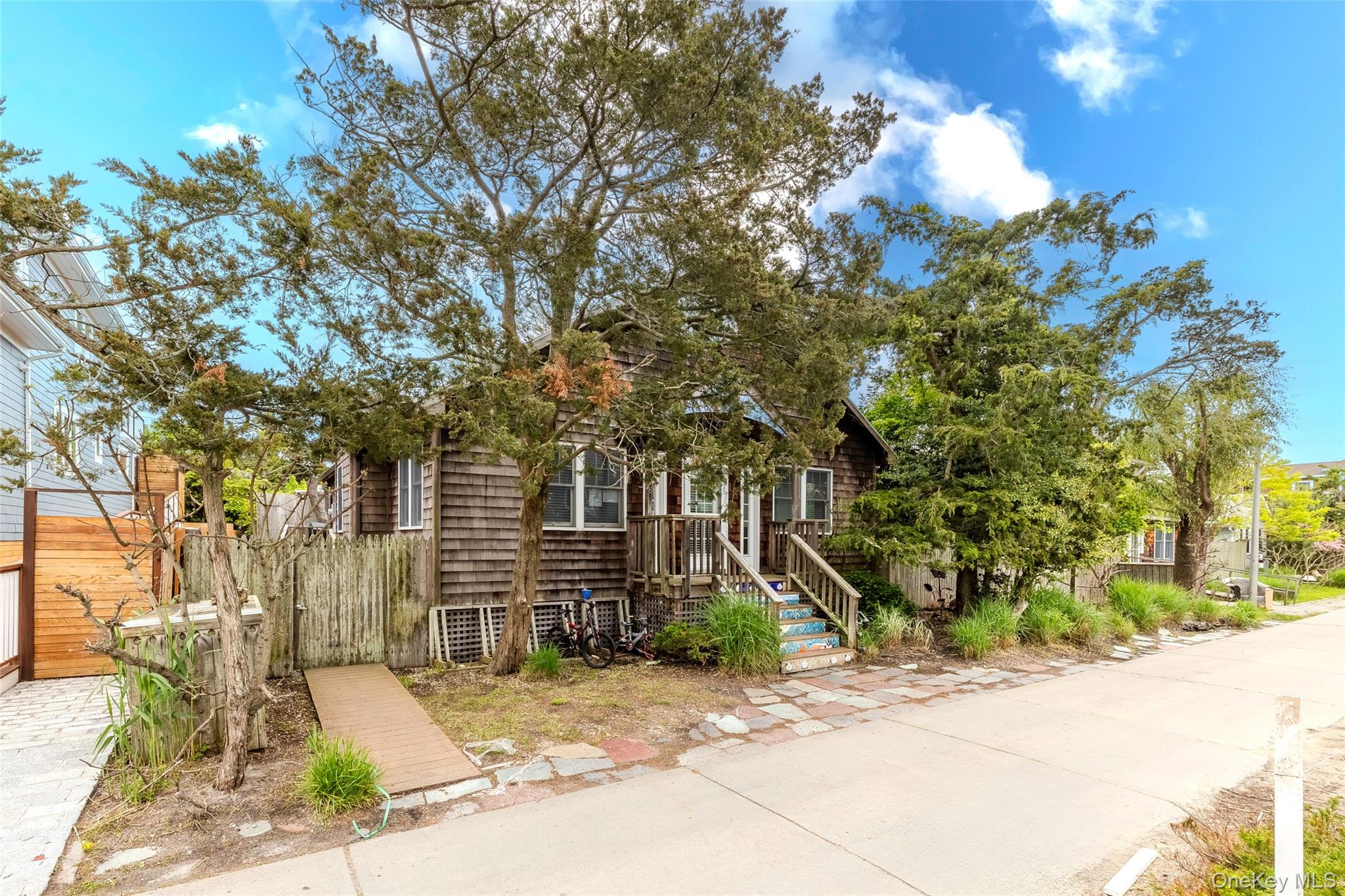 748 Ocean Breeze Walk, Ocean Beach, NY 11770, USA property photo