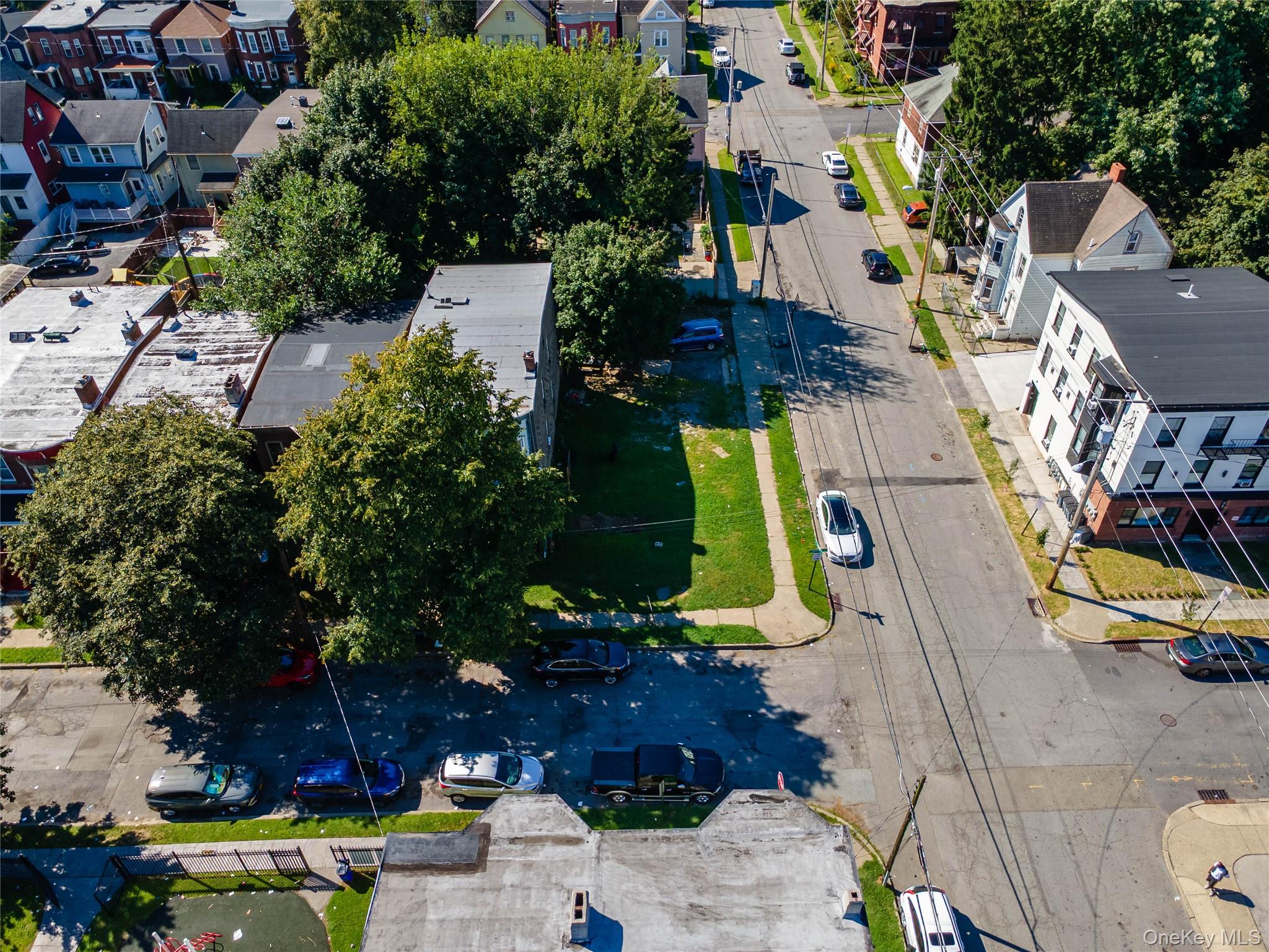 69 Courtney Ave, Newburgh, NY 12550, USA property photo