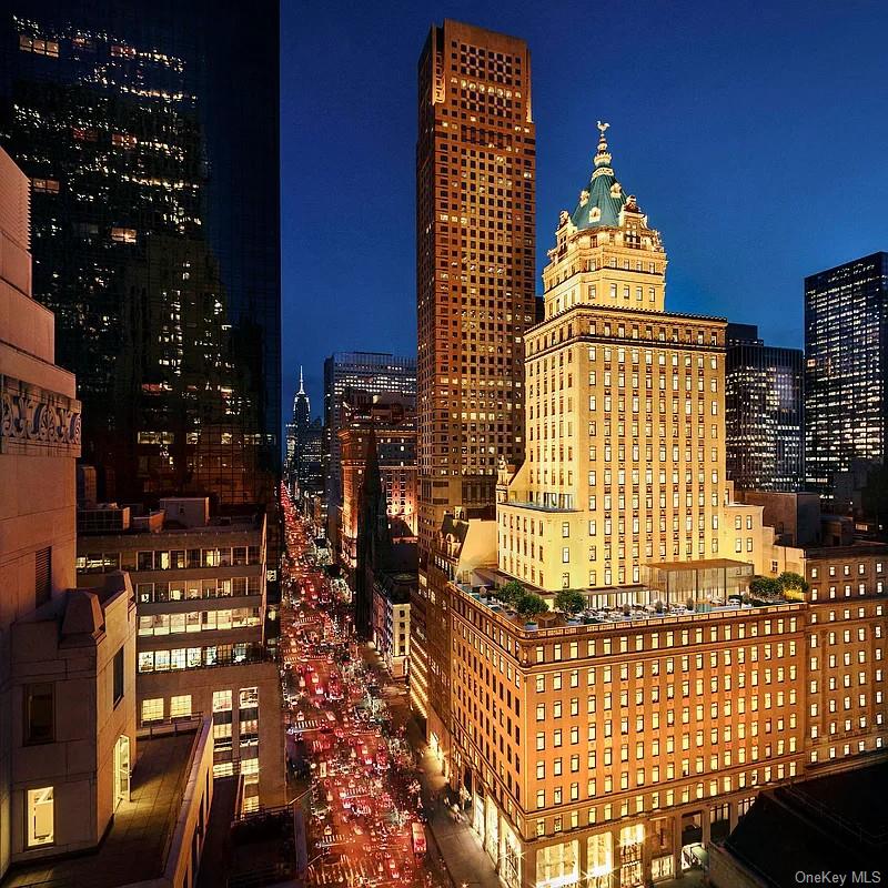 The Crown Building, 730 5th Ave, New York, NY 10019, USA property photo
