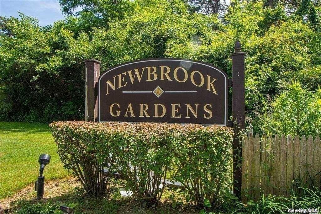 175 Newbrook Ln, Bay Shore, NY 11706, USA property photo