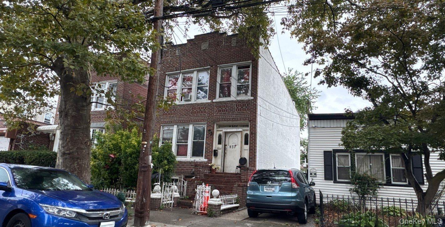 937 E 95th St, Brooklyn, NY 11236, USA property photo