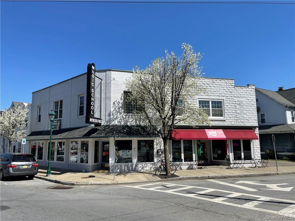 42 Orchard St, Walden, NY 12586, USA property photo