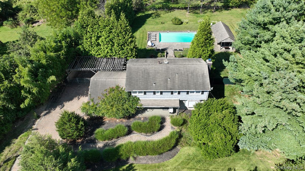 11 Deerwood Rd, Spring Valley, NY 10977, USA property photo