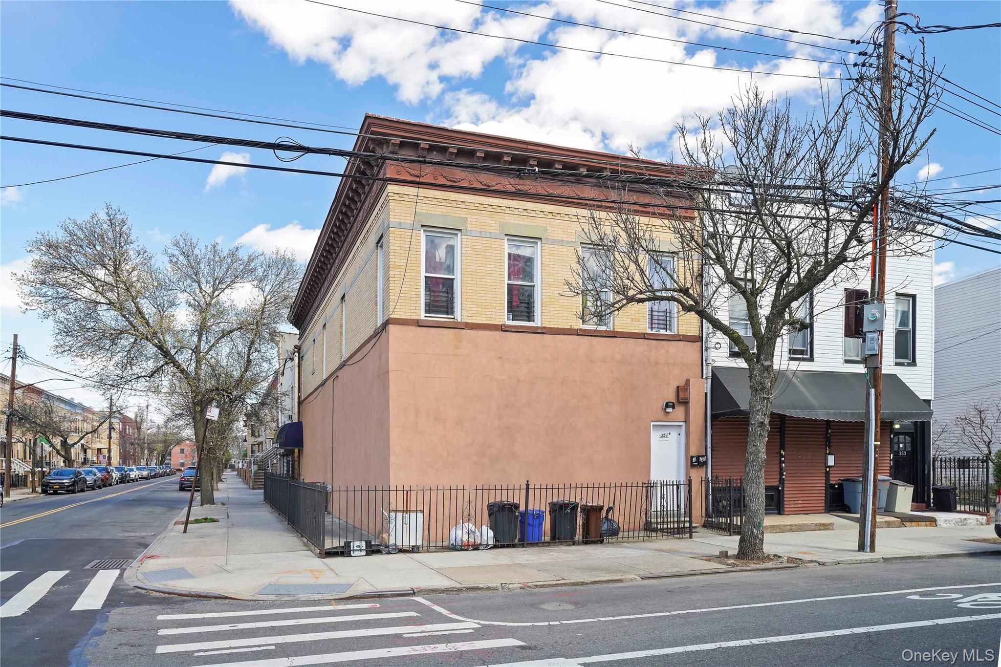 3-51 Onderdonk Ave, Flushing, NY 11385, USA property photo