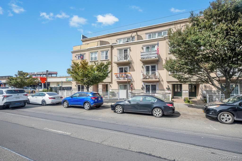 Rockaway Beach, Queens, NY, USA property photo