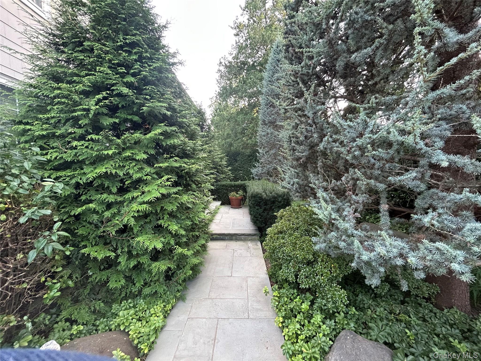 26 Dunes Ln, Port Washington, NY 11050, USA property photo