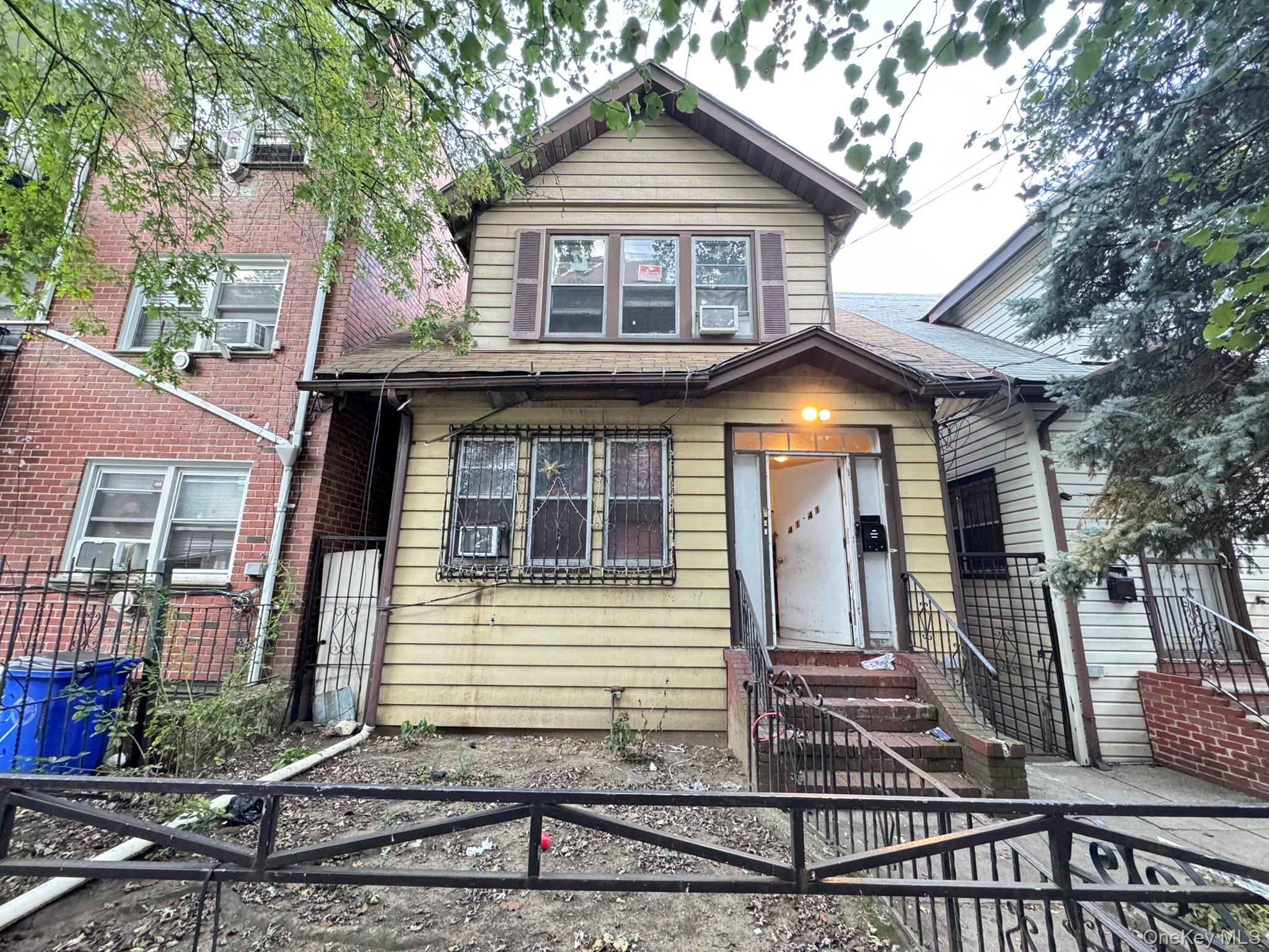 41-41 Denman St, Elmhurst, NY 11373, USA property photo
