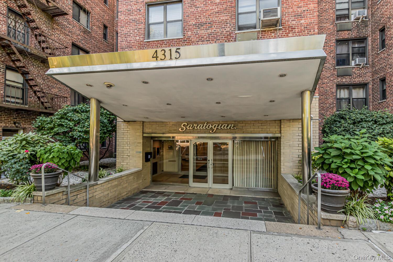 4315 Webster Ave, Bronx, NY 10470, USA property photo