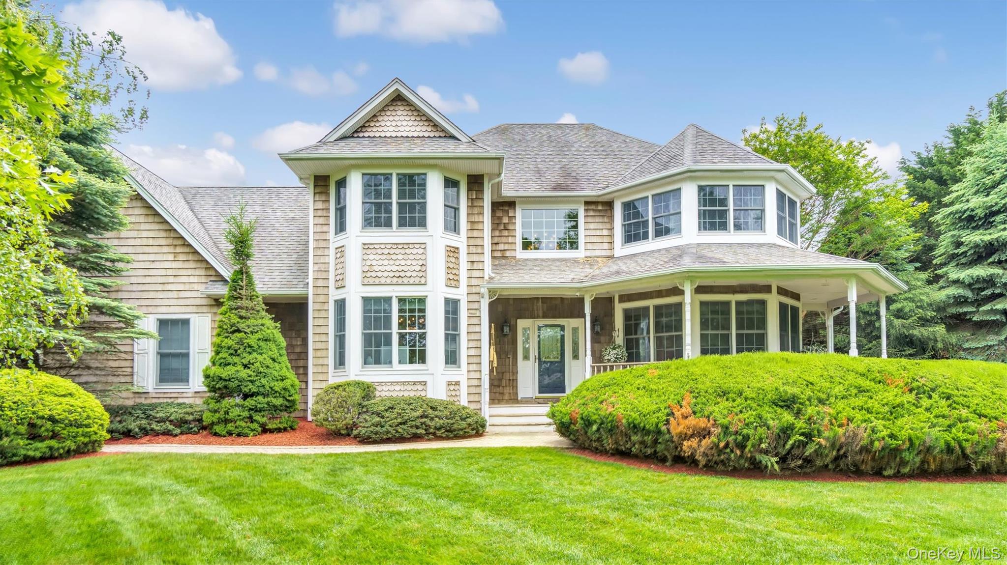 Southold, NY 11971, USA property photo