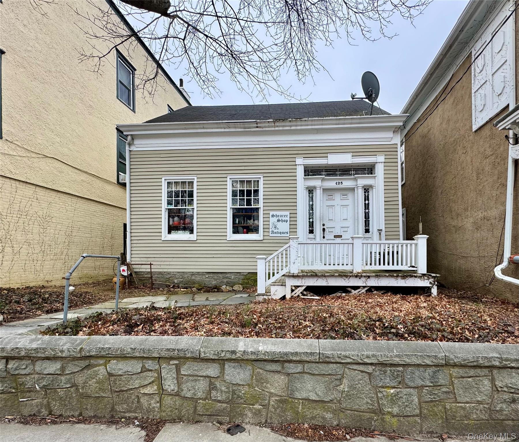 425 Main St, Greenport, NY 11944, USA property photo