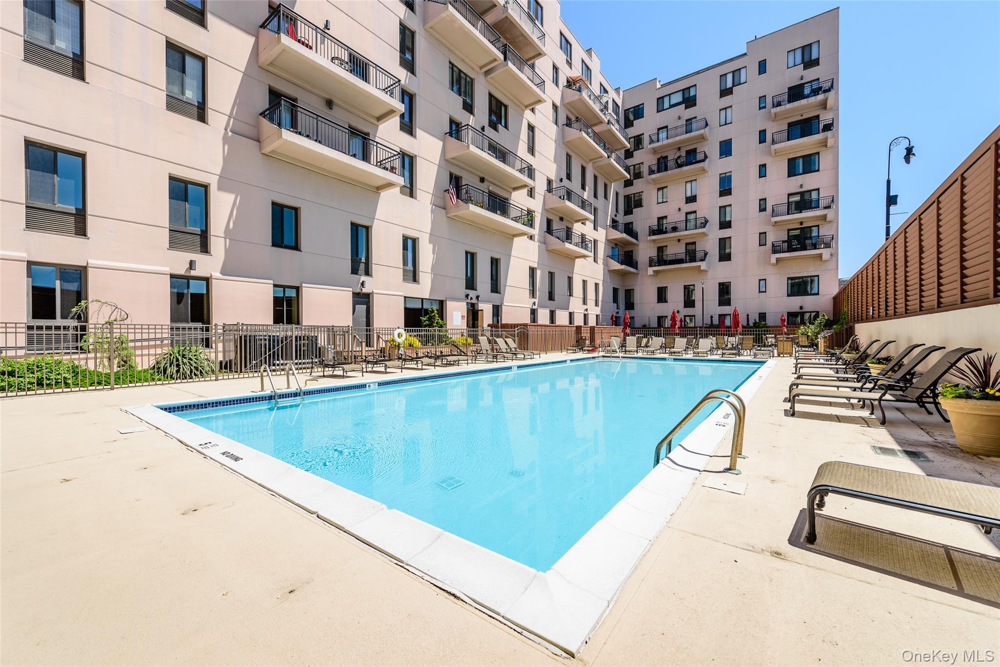 100 W Broadway Unit 7L Long Beach, NY 11561 property photo