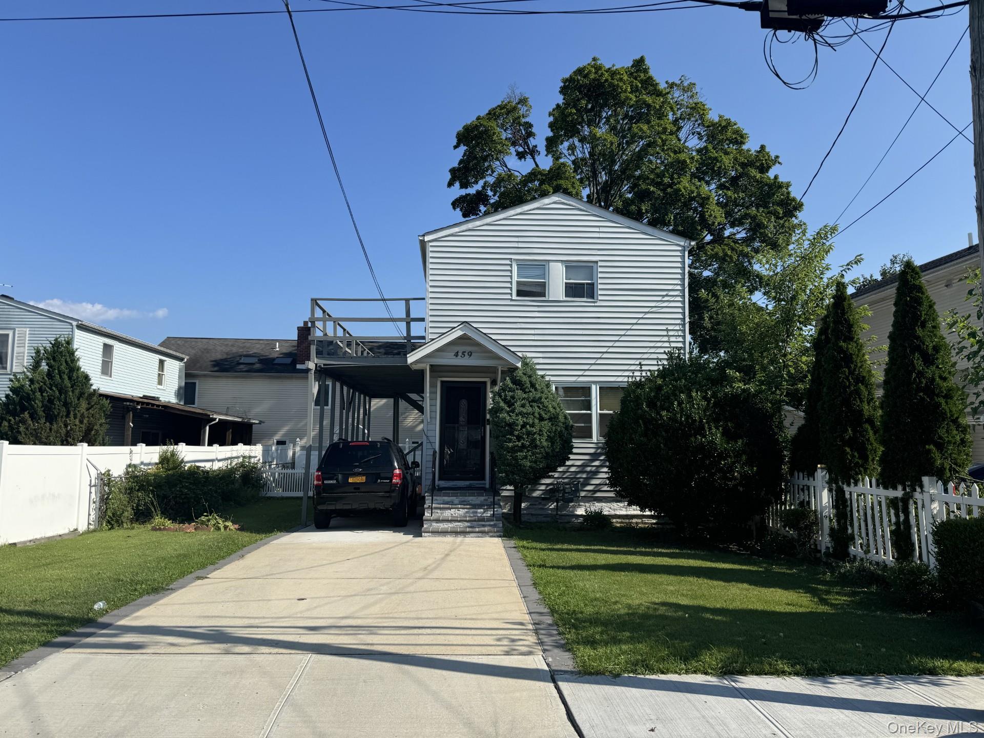 459 Roquette Ave, South Floral Park, NY 11001, USA property photo