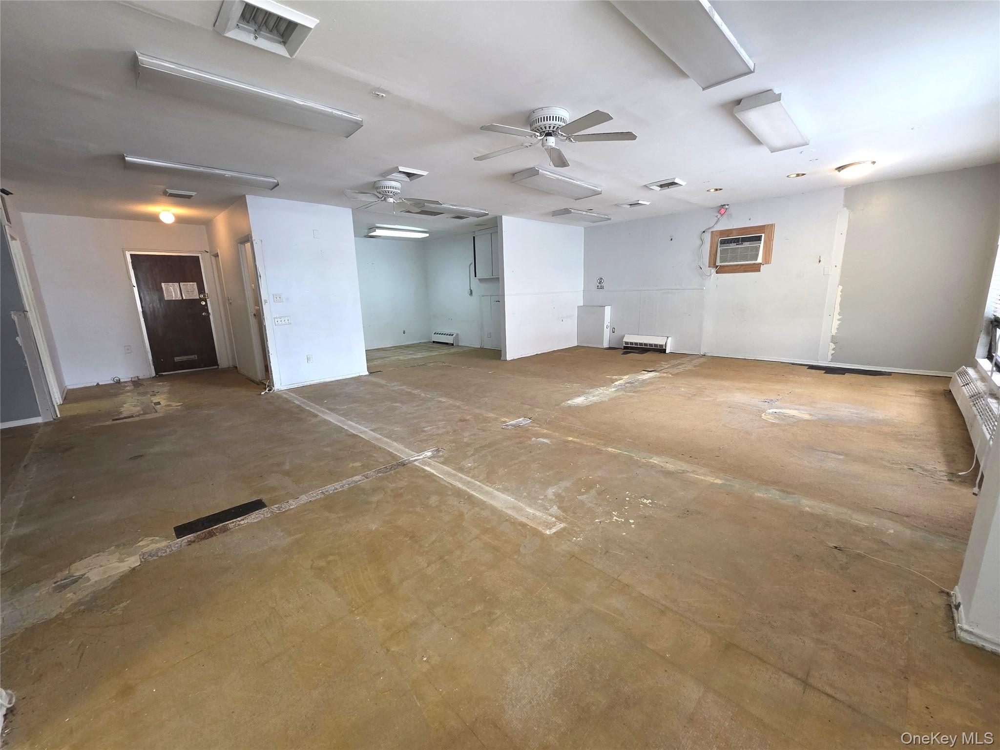 40-14 72nd St, Woodside, NY 11377, USA property photo