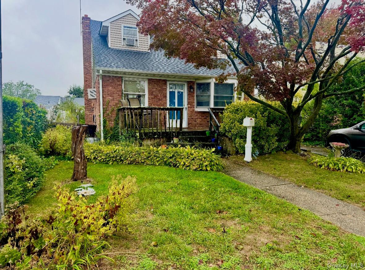 2341 Devon St, East Meadow, NY 11554, USA property photo