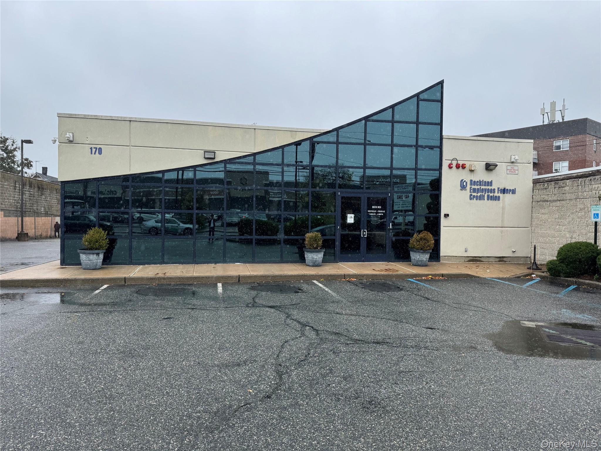 170 W Rte 59, Spring Valley, NY 10977, USA property photo