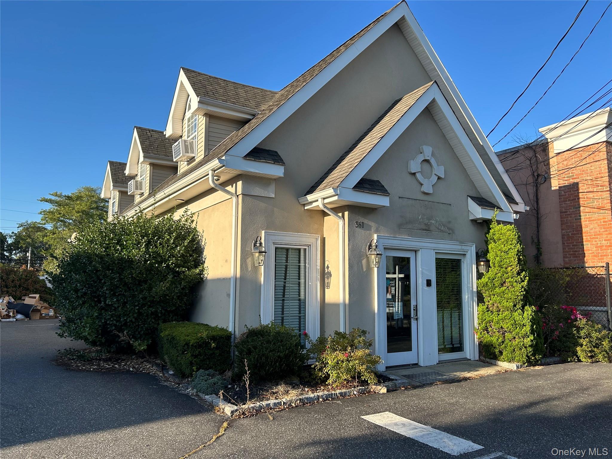 361 Union Boulevard West Islip, NY 11795 property photo