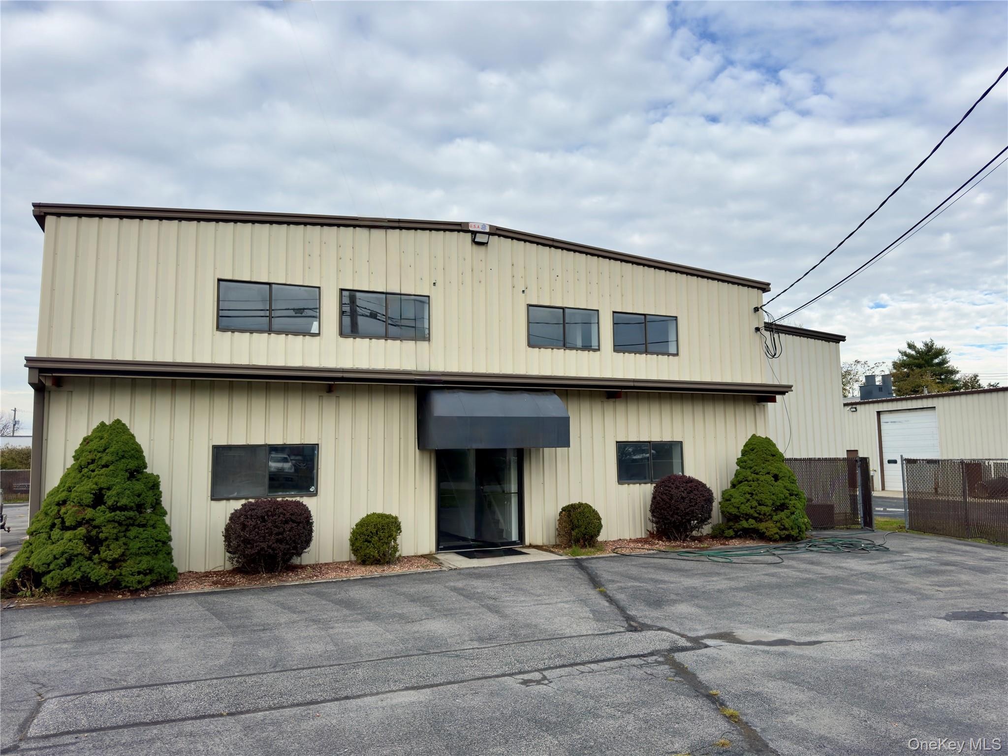 12 Elkay Dr, Chester, NY 10918, USA property photo