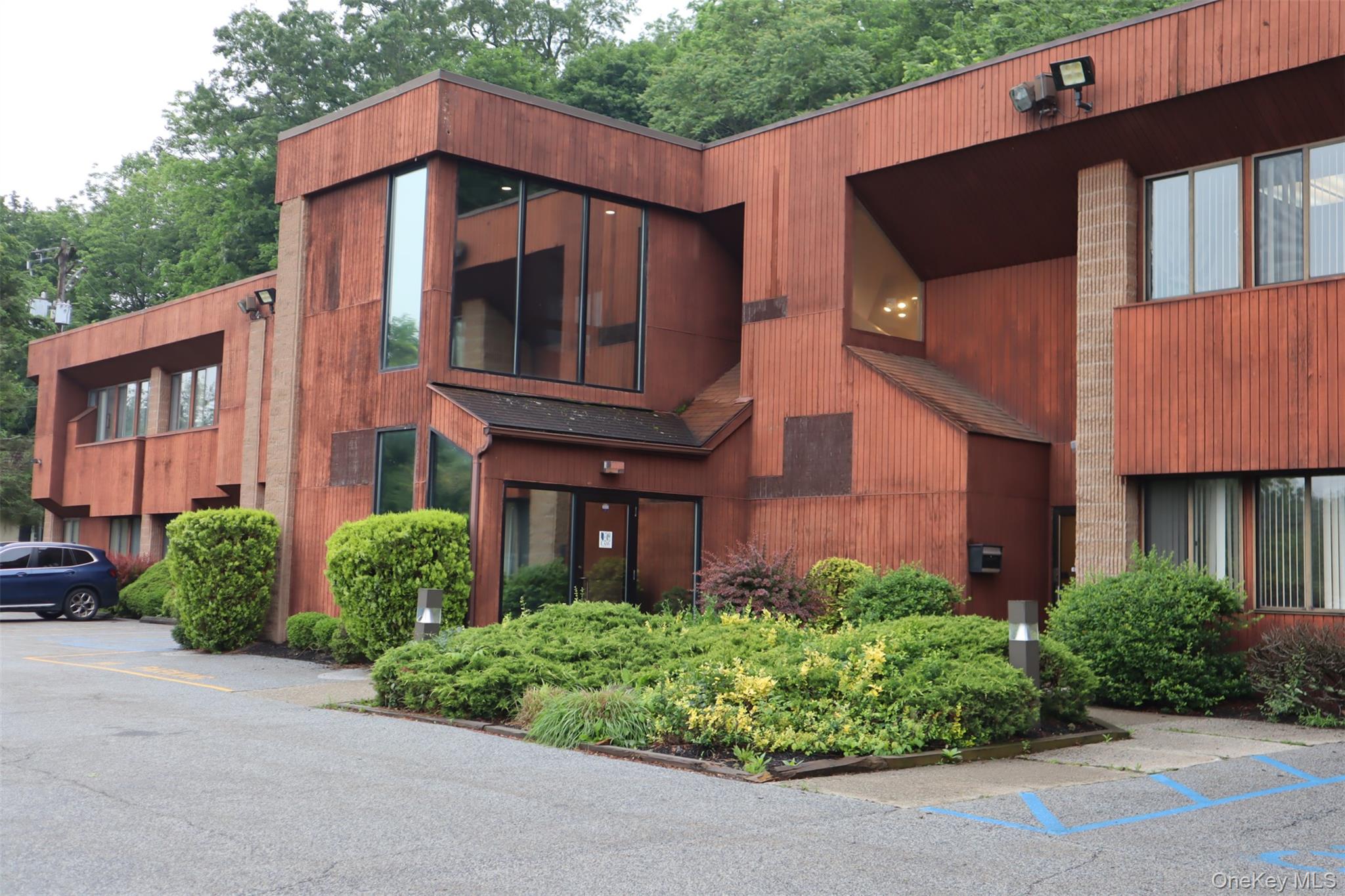 Walden, NY 12586, USA property photo