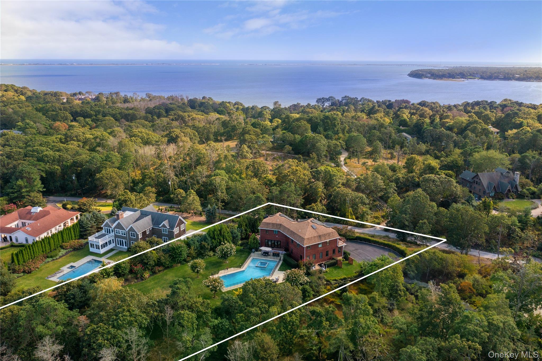 89 Old Canoe Place Rd, Hampton Bays, NY 11946, USA property photo