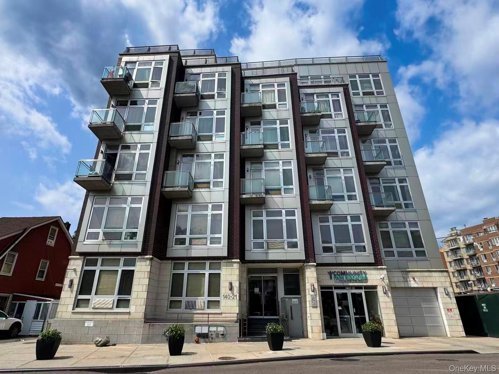 140-21 32nd Ave, Flushing, NY 11354, USA property photo