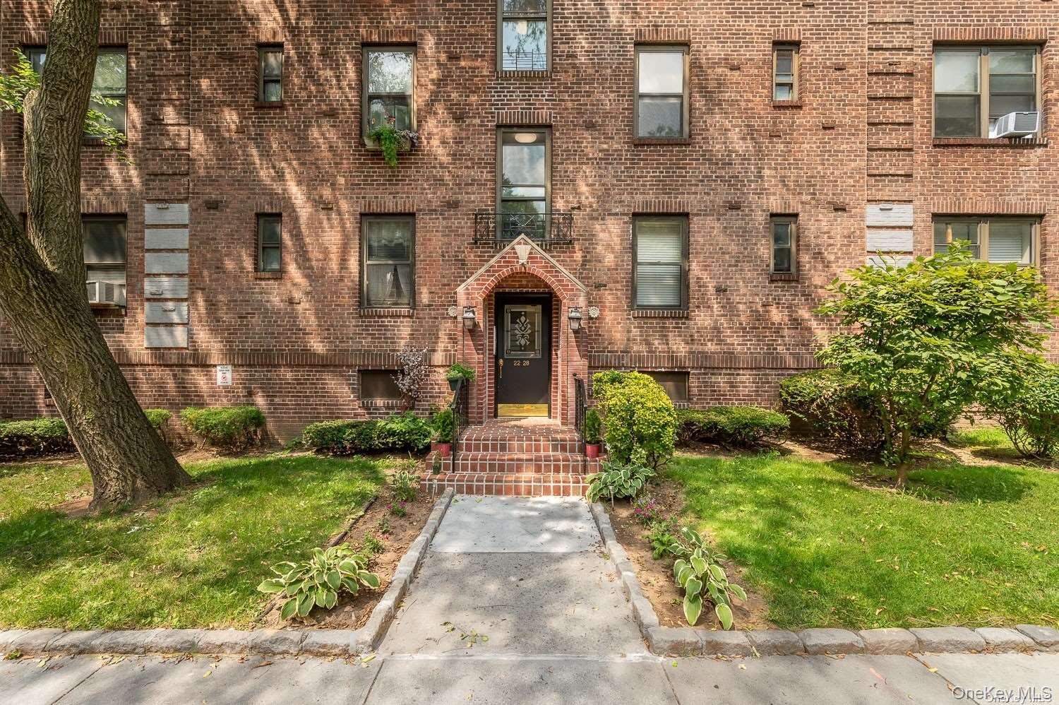 22-28 77th St, East Elmhurst, NY 11370, USA property photo