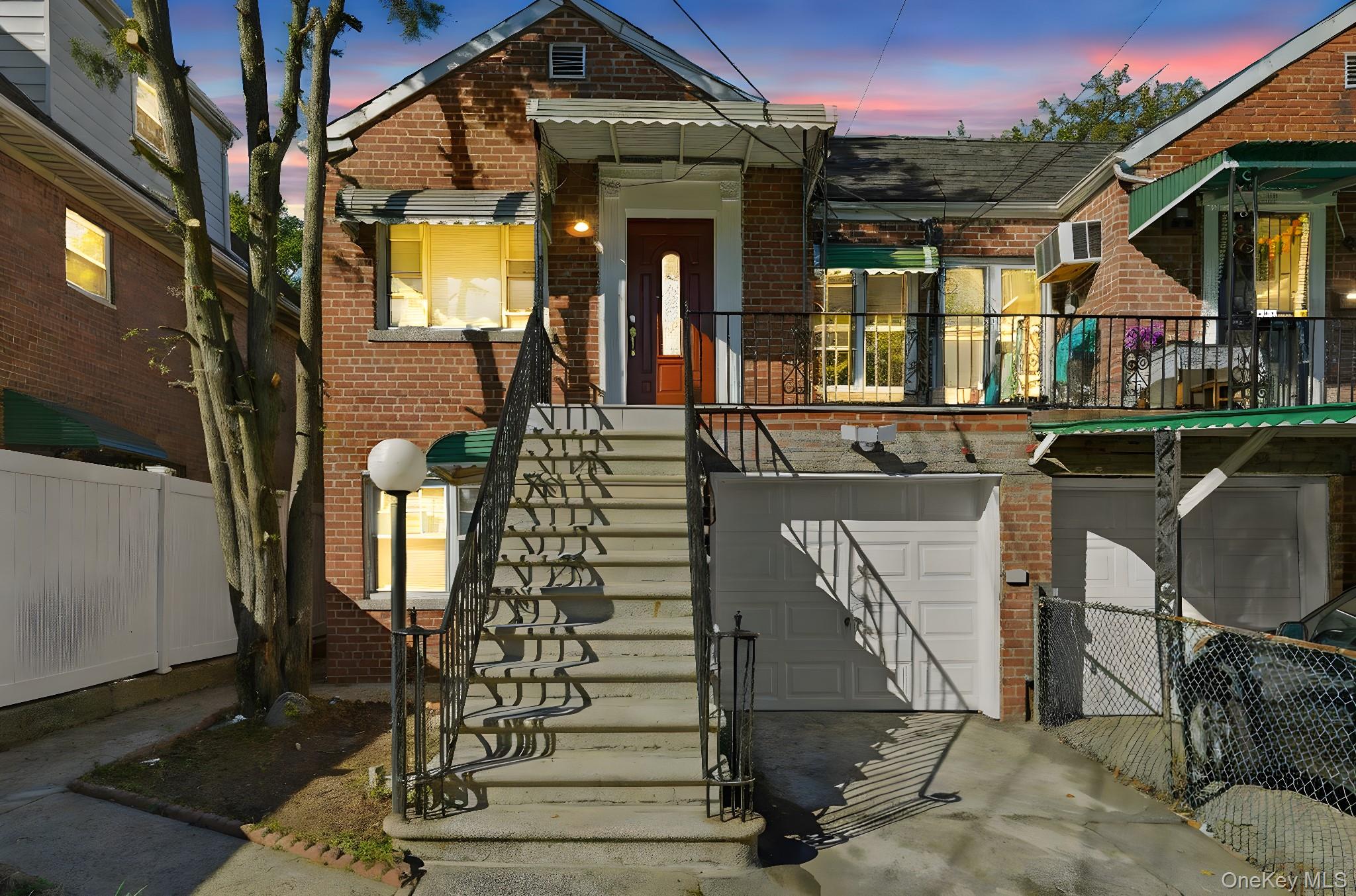 2943 Yates Ave, Bronx, NY 10469, USA property photo