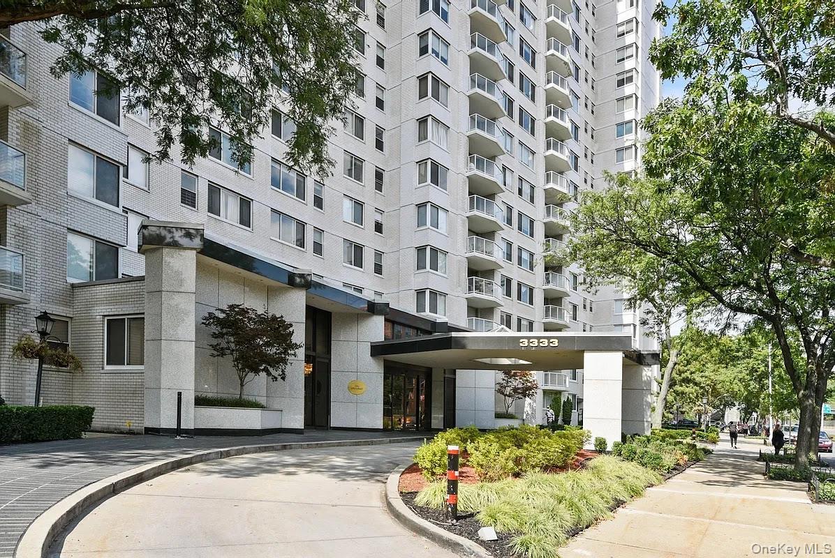 3333 Henry Hudson Pkwy, Bronx, NY 10463, USA property photo