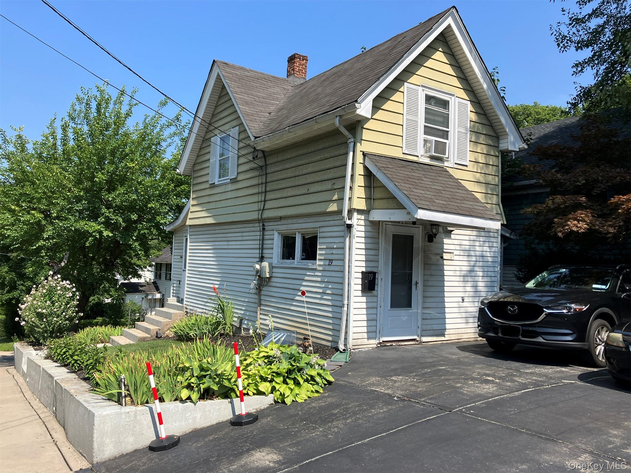 19 Tatterson St, Roslyn, NY 11576, USA property photo