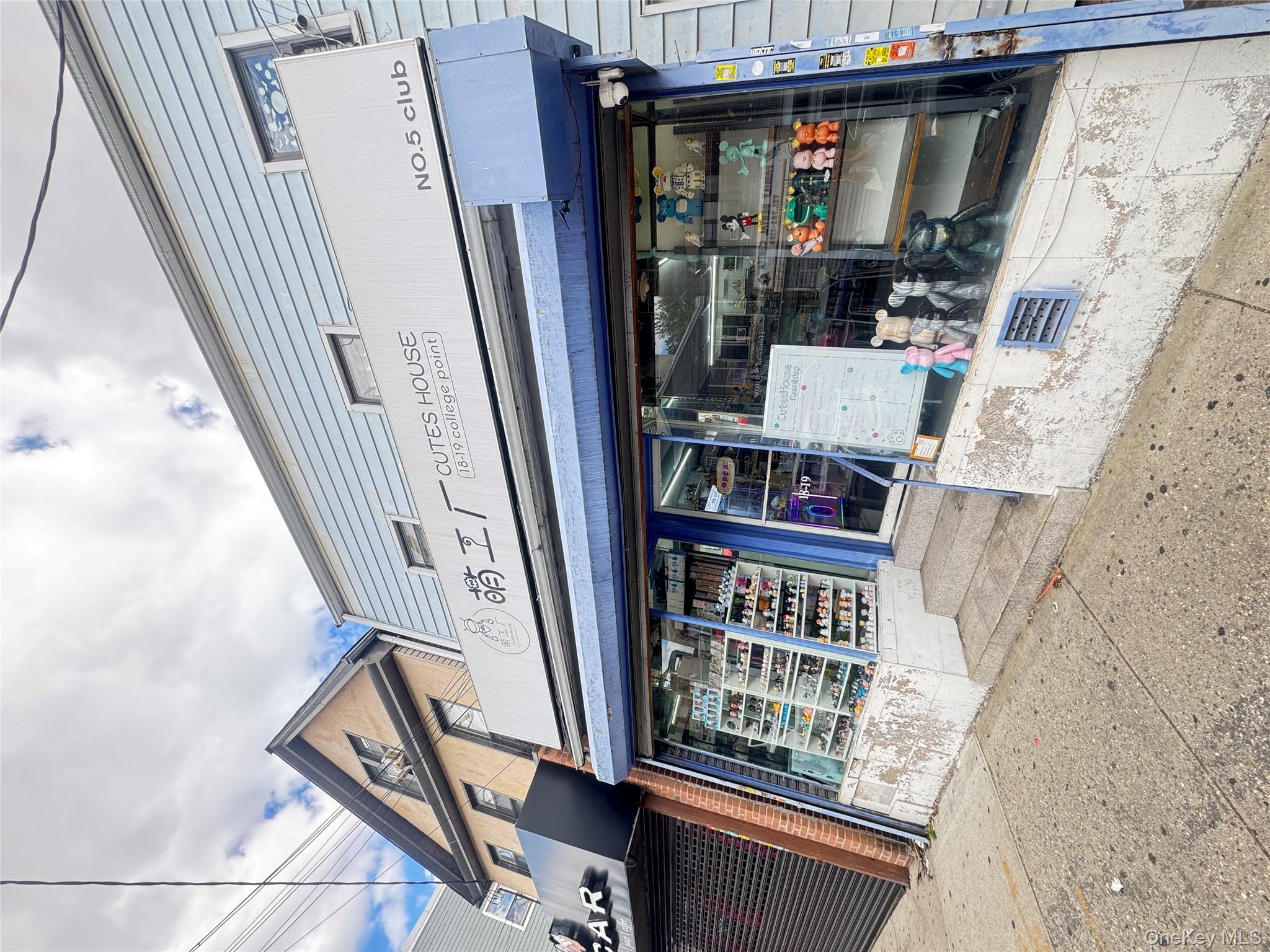 18-19 College Point Blvd, Flushing, NY 11356, USA property photo