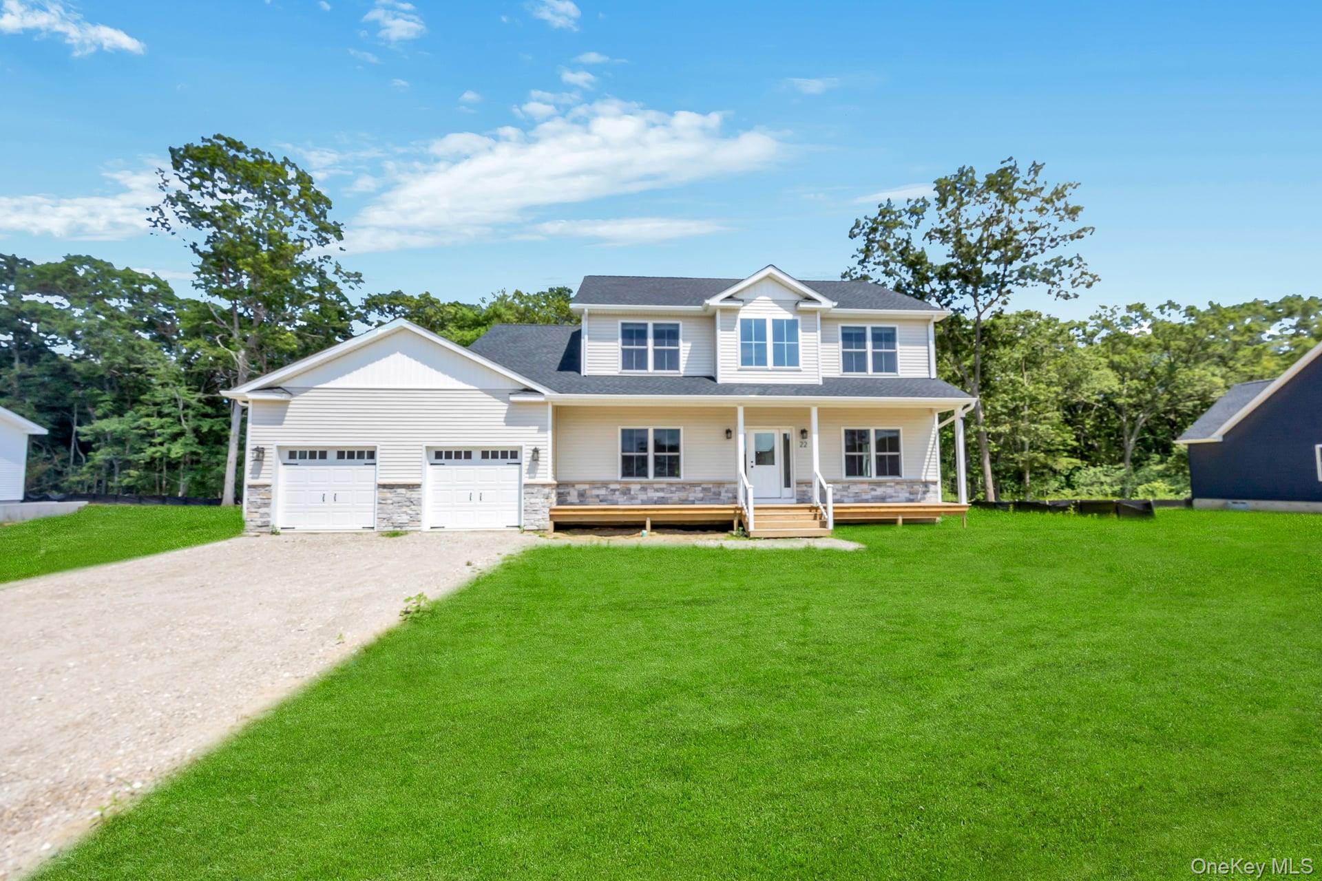 36 Fox Run Ct, Ridge, NY 11961, USA property photo
