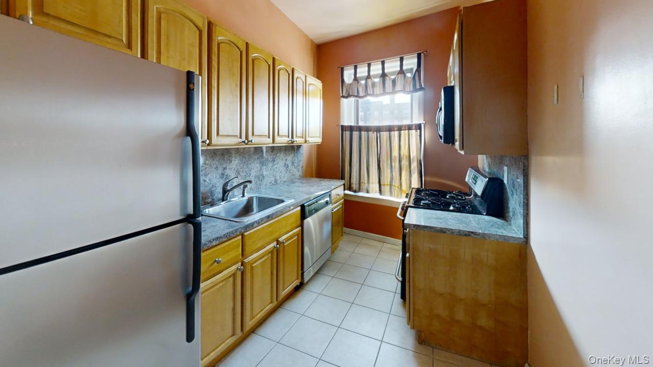 663 Locust St, Mt Vernon, NY 10552, USA property photo