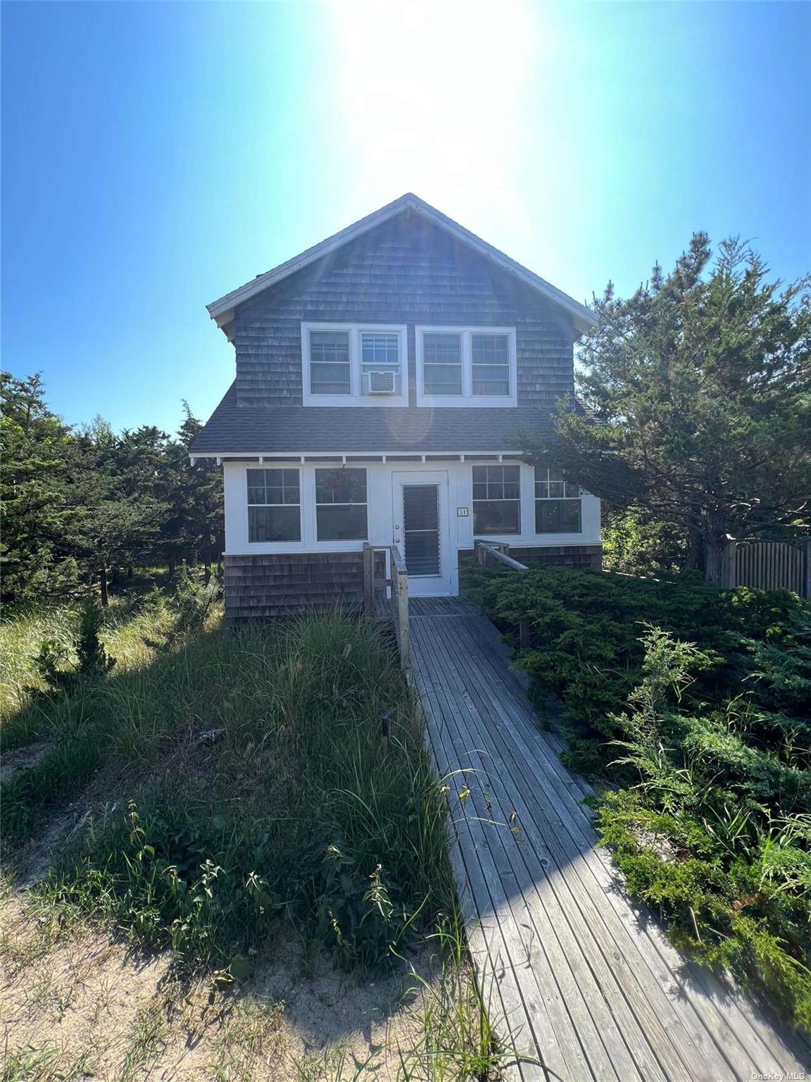 51 Beachwold Ave, Ocean Beach, NY 11770, USA property photo