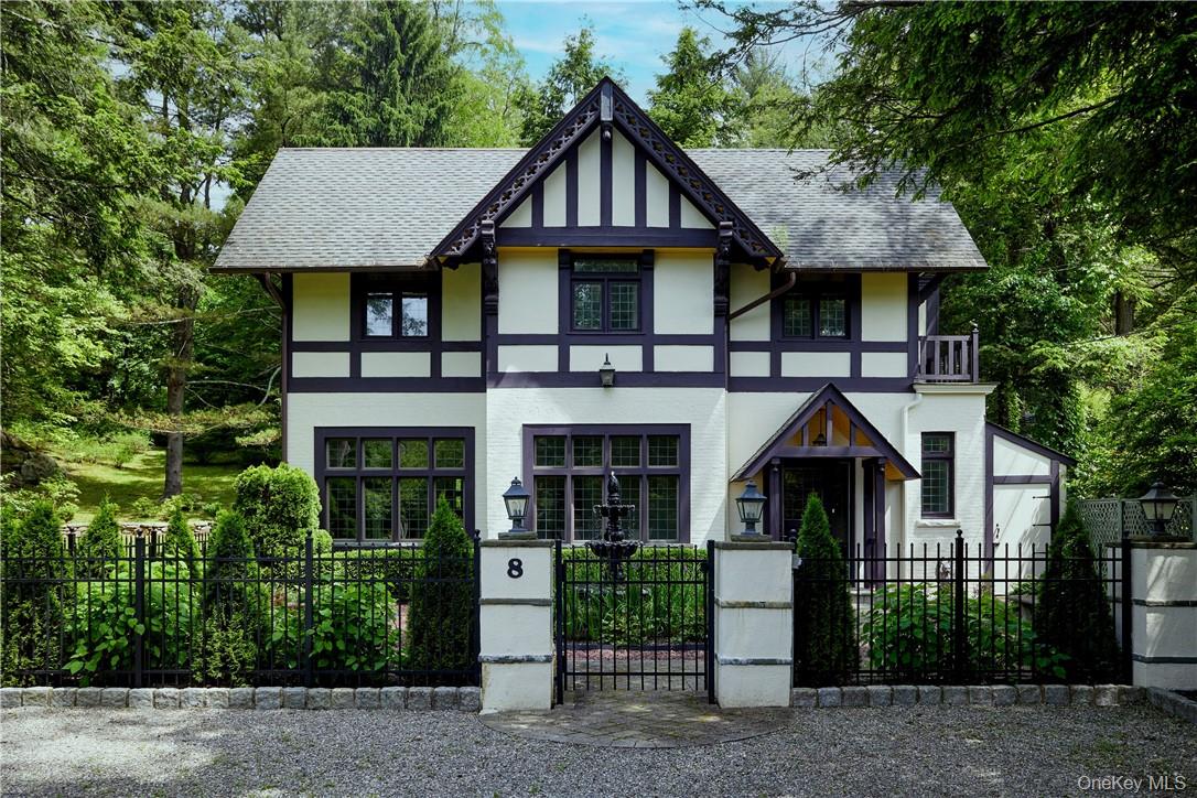 8 Old Park Rd, Tuxedo Park, NY 10987, USA property photo