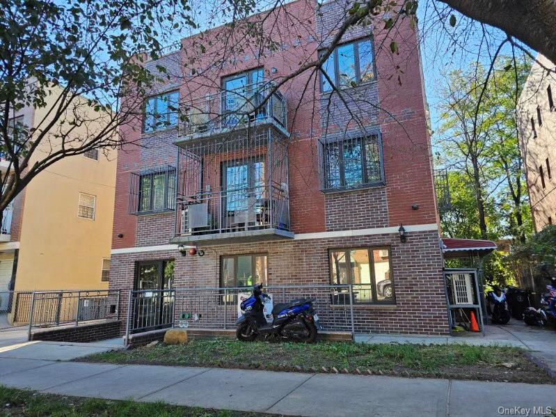 108th St, Corona, NY 11368, USA property photo