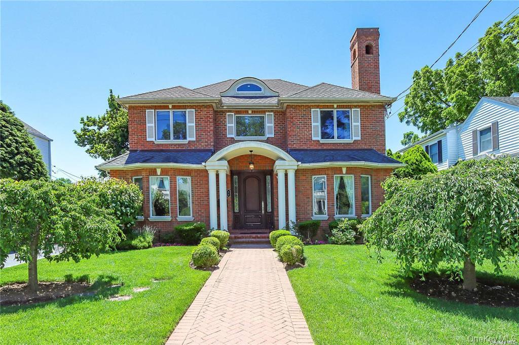 24 Steamboat Rd, Great Neck, NY 11024, USA property photo