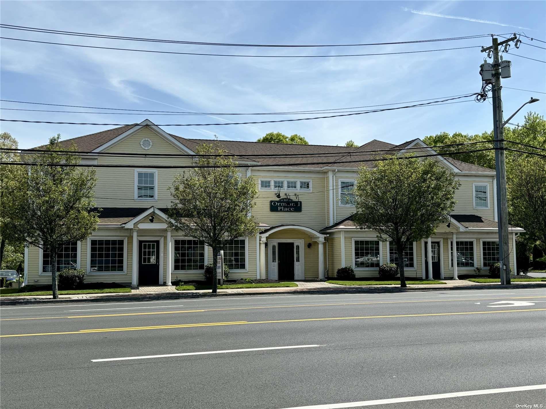 910 Montauk Hwy, Shirley, NY 11967, USA property photo