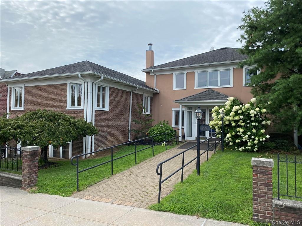 1554 Astor Ave, Bronx, NY 10469, USA property photo
