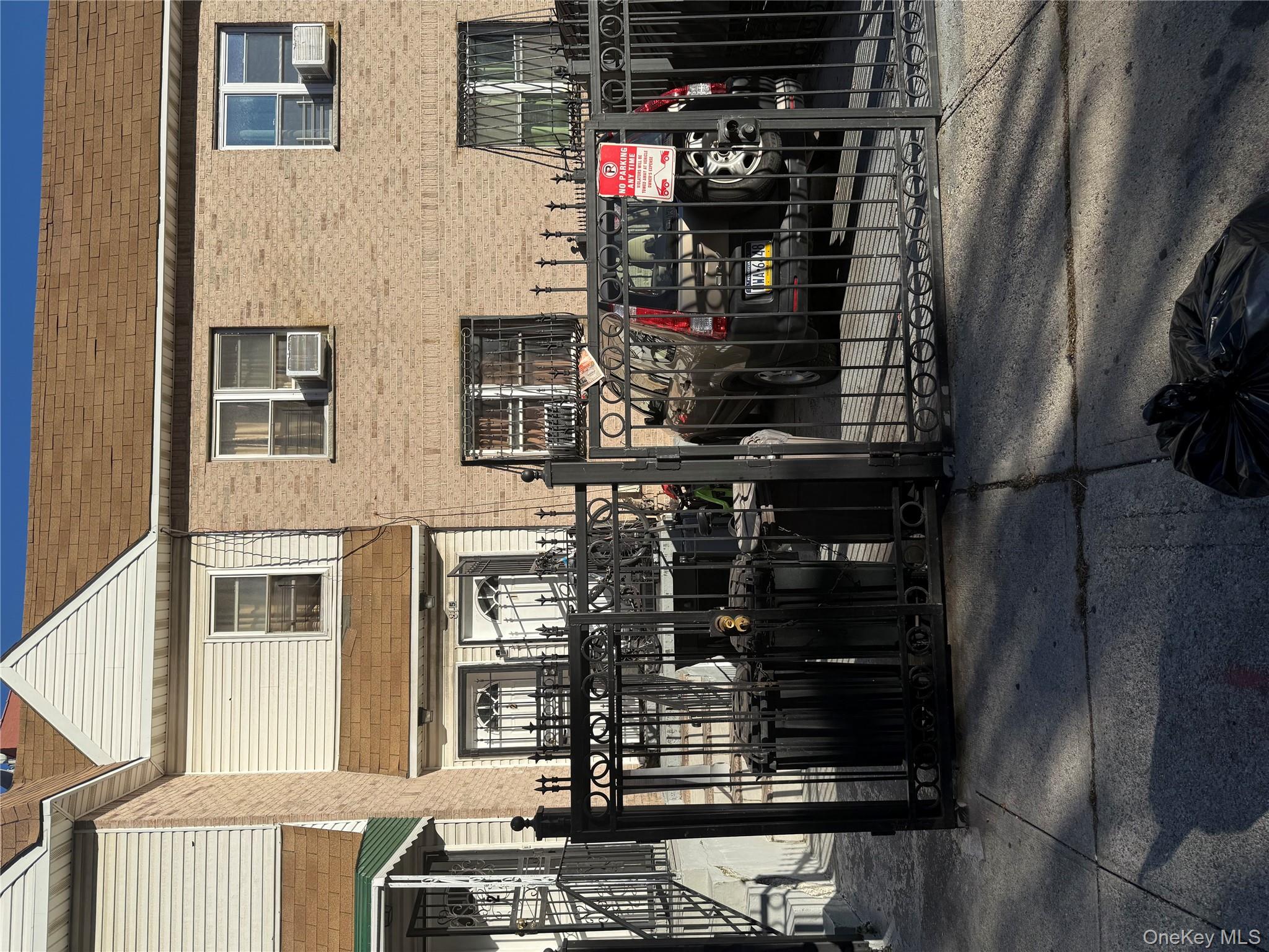 815 E 170th St, Bronx, NY 10459, USA property photo