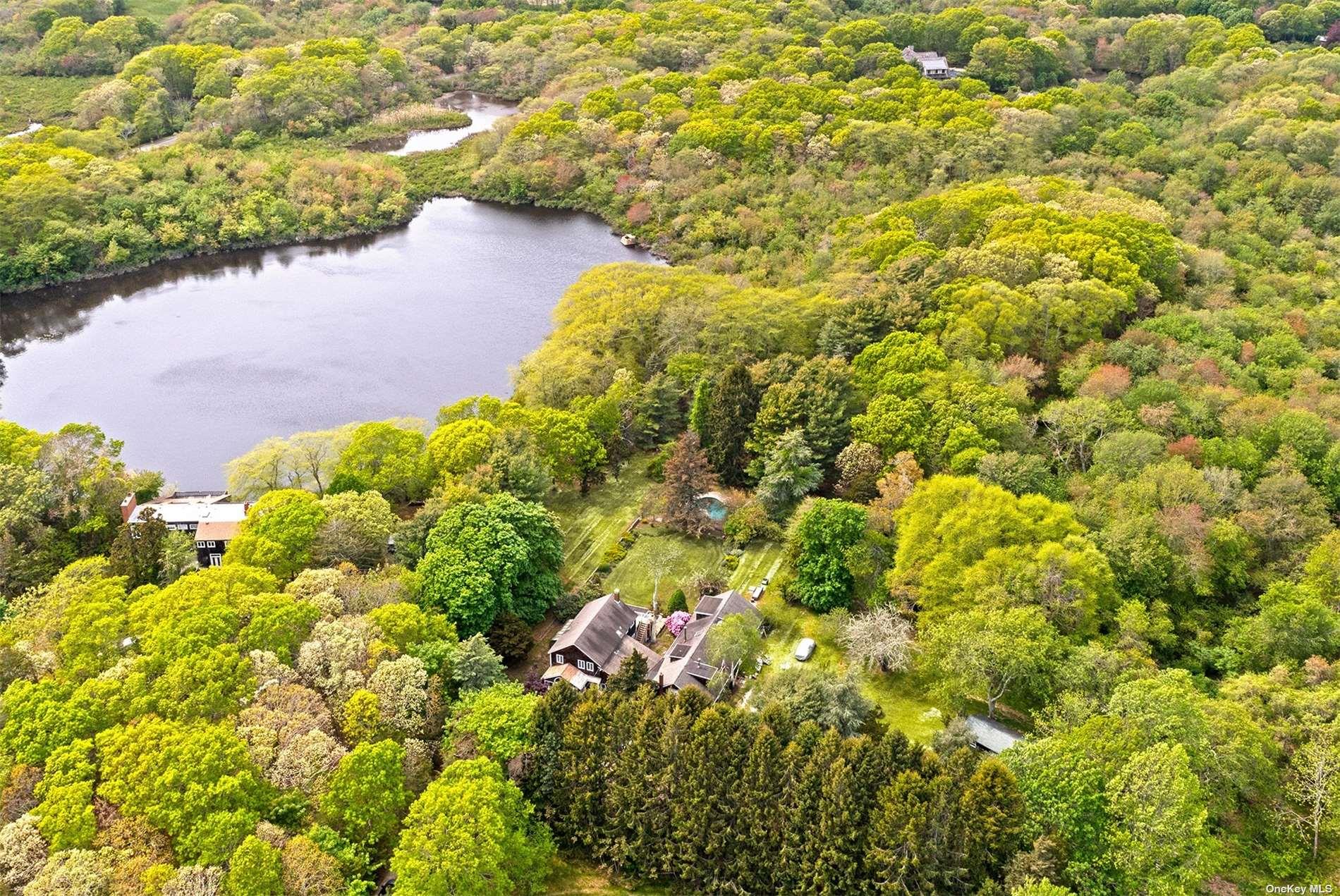 61 Lower 7 Ponds Rd, Water Mill, NY 11976, USA property photo