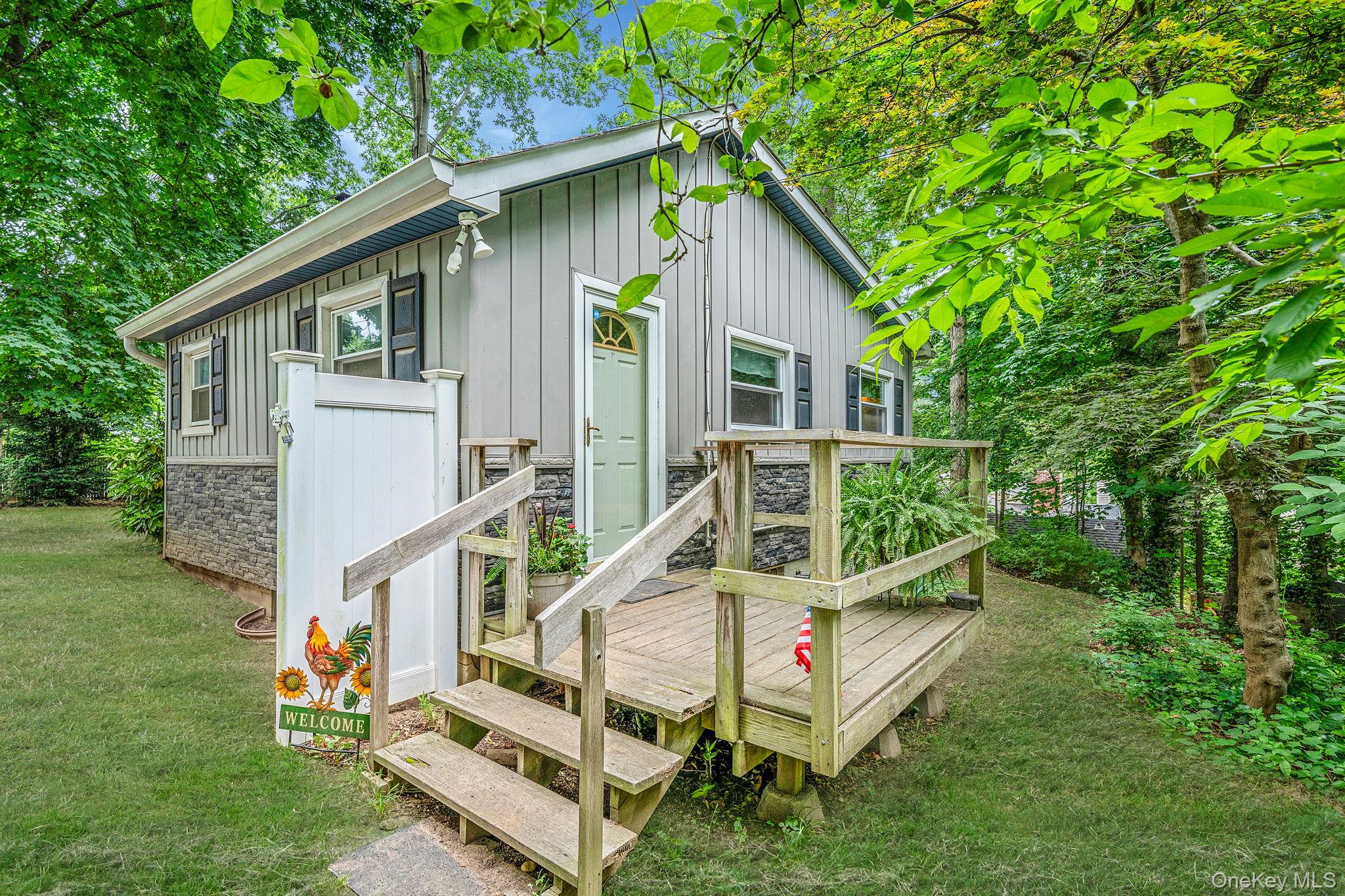 7 1 St, Nesconset, NY 11767, USA property photo