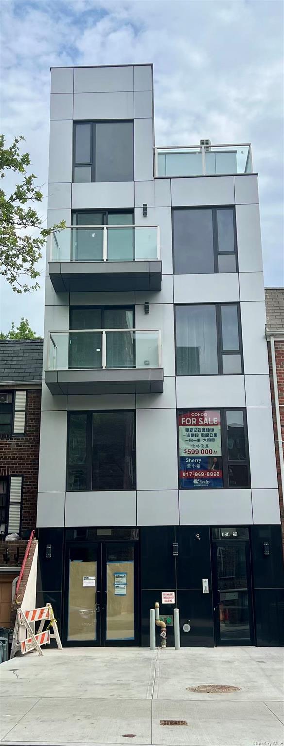 134-28 Blossom Ave, Flushing, NY 11355, USA property photo