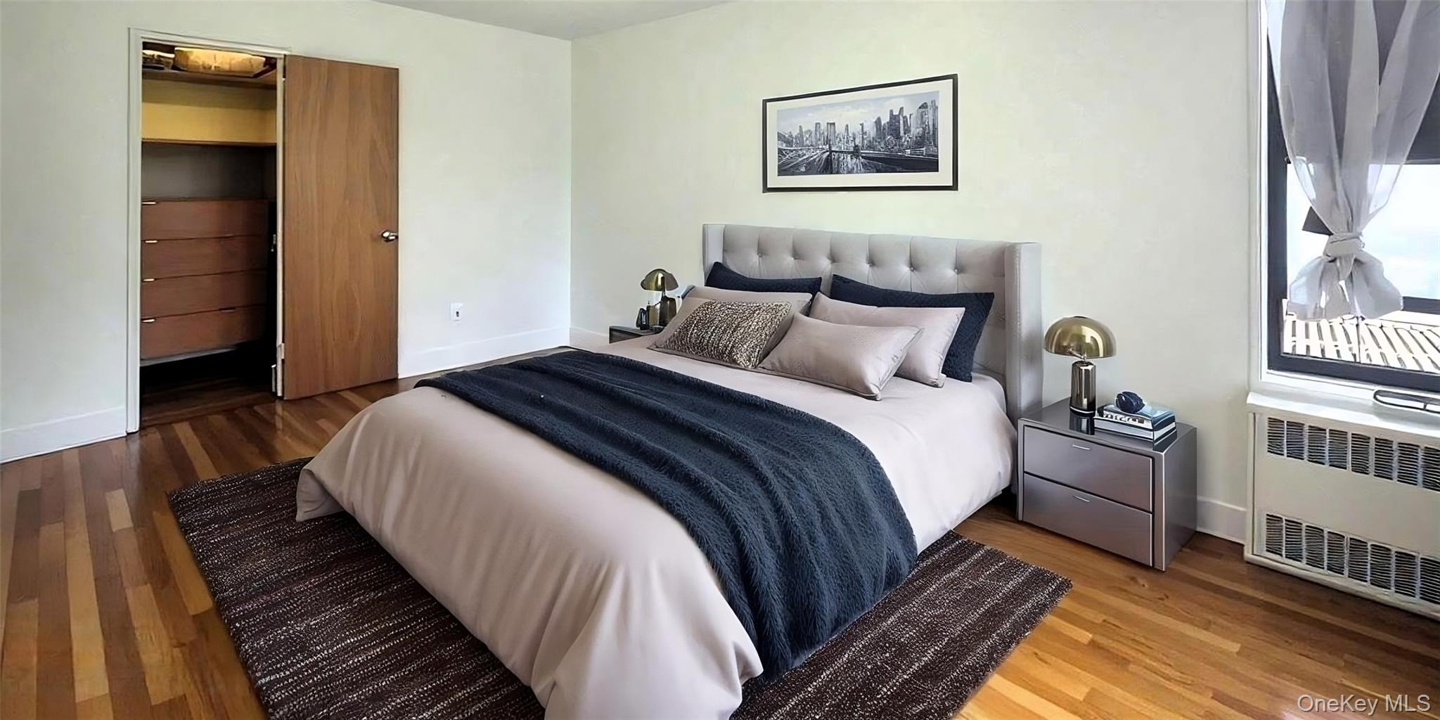 90-11 35th Ave, Jackson Heights, NY 11372, USA property photo