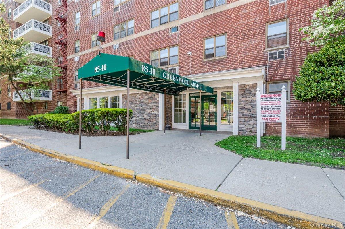 85-10 151st Ave, Howard Beach, NY 11414, USA property photo