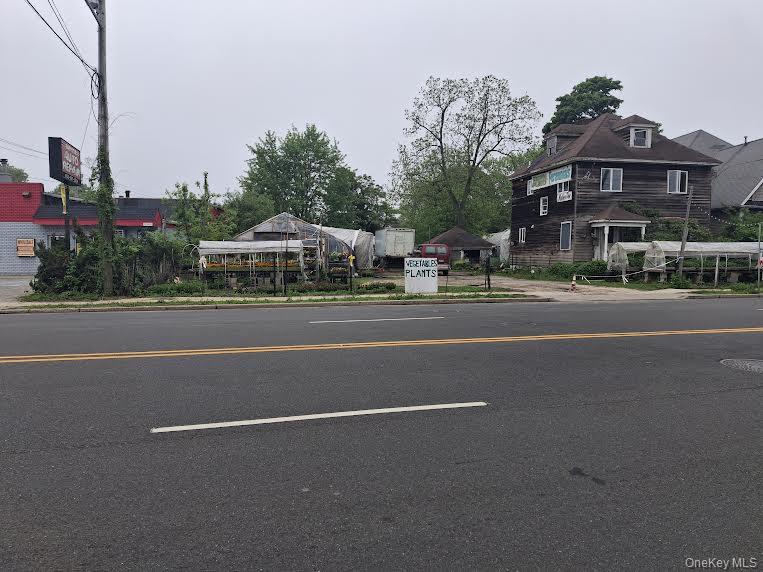 164 Little East Neck Rd, West Babylon, NY 11704, USA property photo