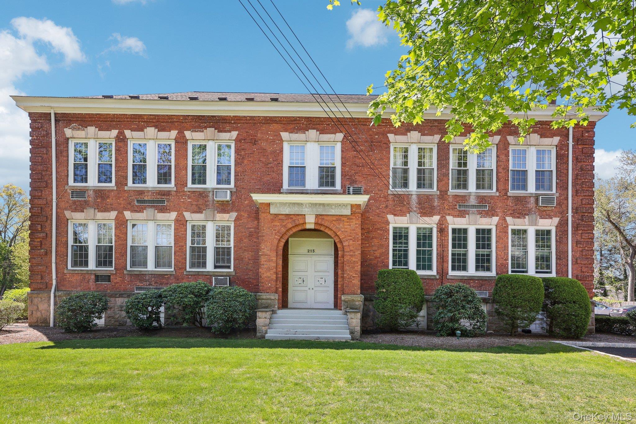 215 Washington St, Tappan, NY 10983, USA property photo