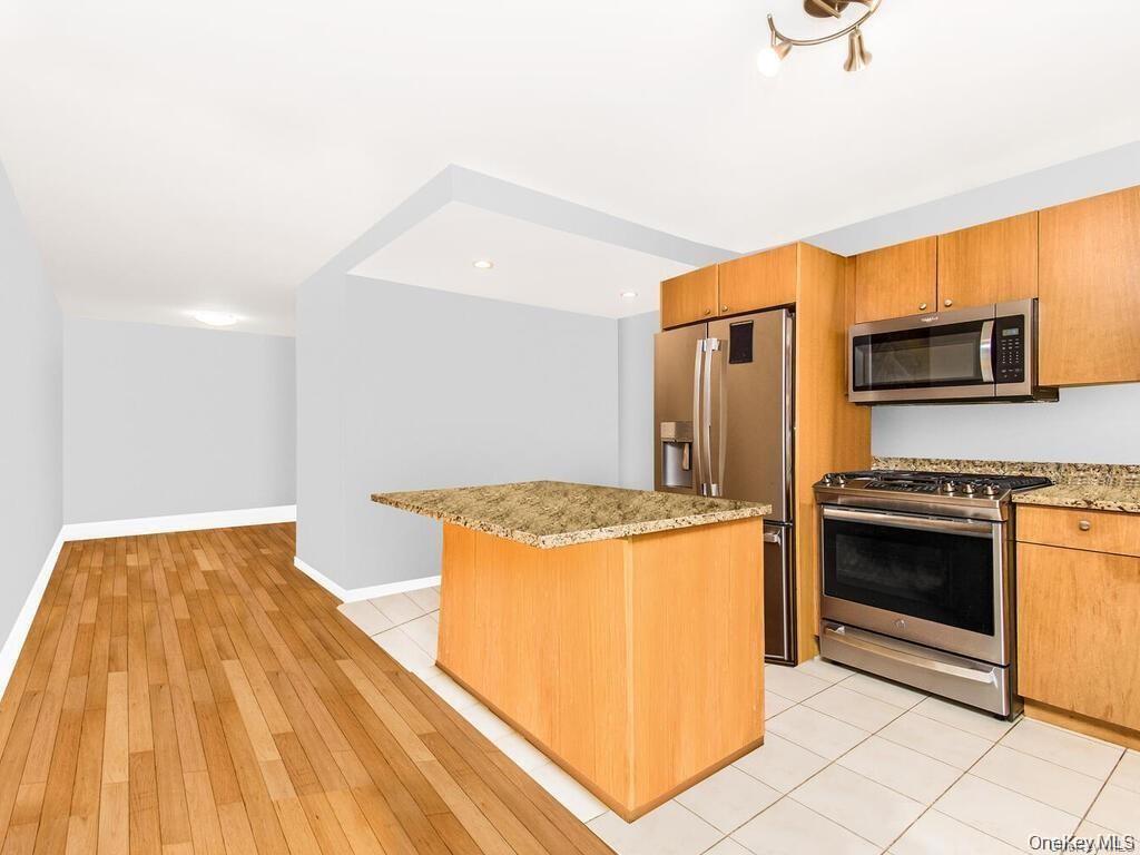2287 Johnson Avenue Unit 3B Bronx, NY 10463 property photo