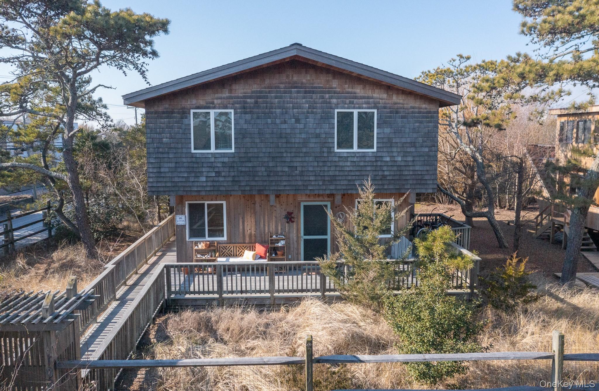 100 Clipper Roadway, Ocean Beach, NY 11770, USA property photo