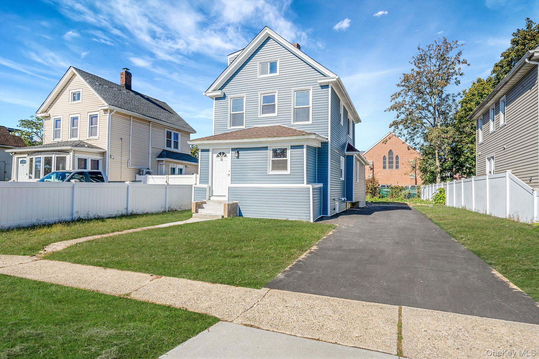 23 Maple Ave, Hempstead, NY 11550, USA property photo