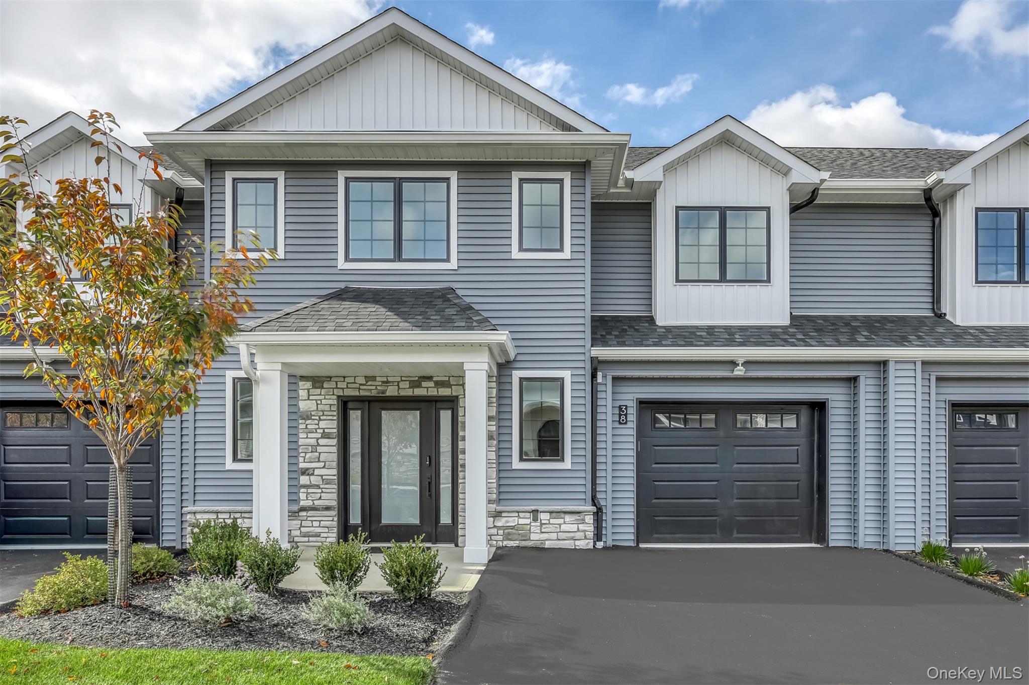 38 Silverwood Cir, Suffern, NY 10901, USA property photo